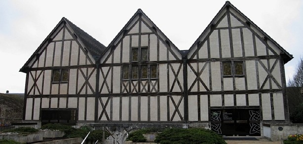 Centro Internacional del Vitral en Chartres
