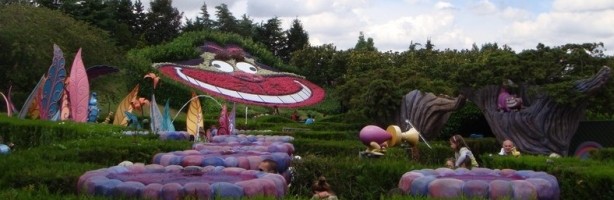 Laberinto de Alicia, Fantasyland - Disneyland Paris