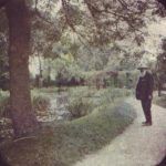 Claude Monet en su jardín, Giverny 1917 Claude Monet en su jardín, Giverny 1917