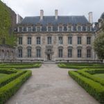 Hôtel de Sully y jardines Hôtel de Sully y jardines