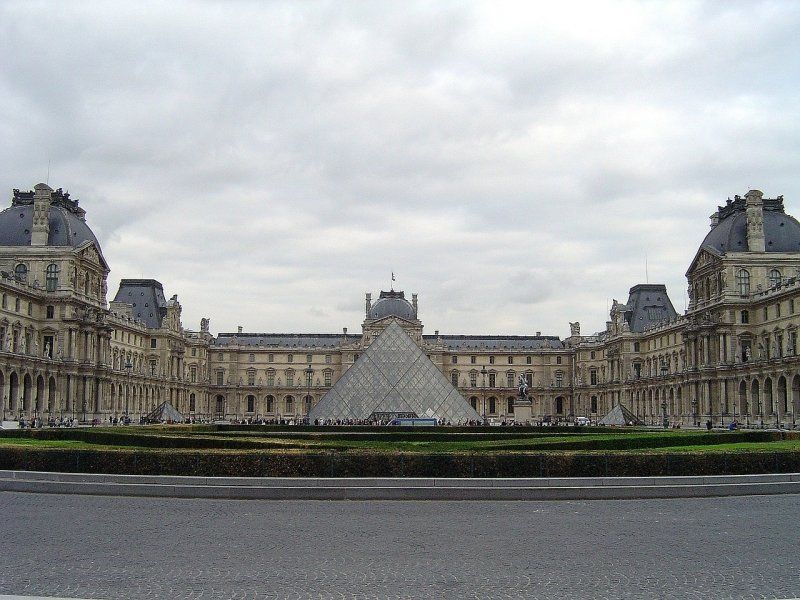 Museo del Louvre