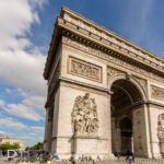 Paris Pass con excursión en autobús con paradas libres y entrada a más de 60 atracciones